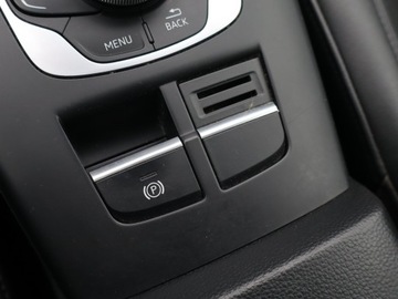 Audi A3 8V Hatchback 3d 2.0 TDI clean diesel 150KM 2016 Audi A3 2.0 TDI, Skóra, Navi, Xenon, Bi-Xenon, zdjęcie 12