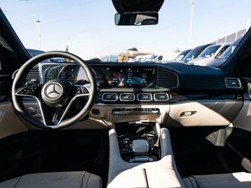 Mercedes GLE V167 SUV Facelifting 3.0 450d 367KM 2025 MERCEDES-BENZ GLE 450 d 4-Matic AMG Line 3.0 (367KM) 2025, zdjęcie 11