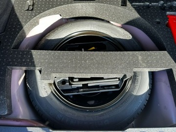 Peugeot 2008 I SUV Facelifting 1.2 PureTech 110KM 2018 Peugeot 2008 SalonPL Panorama Półskóra Navi, zdjęcie 32