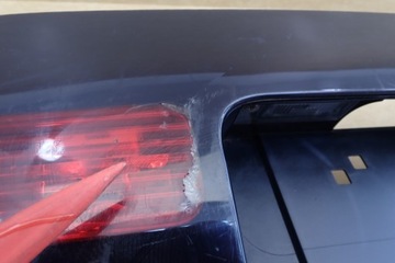 AUDI A6 C5 SEDAN BLENDA POD TABLICĘ KLAPY TYŁ 4B5945695B 4B5945695C