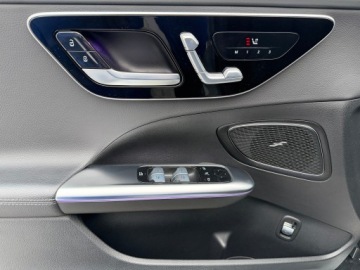 Mercedes Klasa C W206 2022 MERCEDES-BENZ C 200 4MATIC | AMG Premium | Polski Salon | FAKTURA VAT 23%, zdjęcie 14