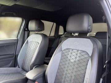 Volkswagen Tiguan II SUV Facelifting 1.5 TSI 150KM 2022 Volkswagen Tiguan R-Line Kamera Cofania ACC Led Matrix Hak Faktura Vat 23, zdjęcie 11