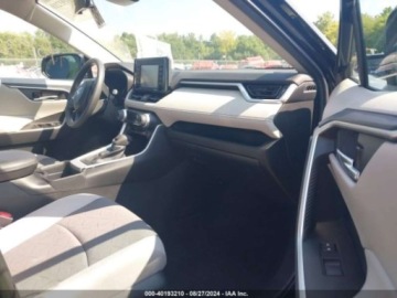 Toyota RAV4 V 2021 Toyota RAV4 2021r., 2.5L 2.5 Benzyna 203KM, zdjęcie 8