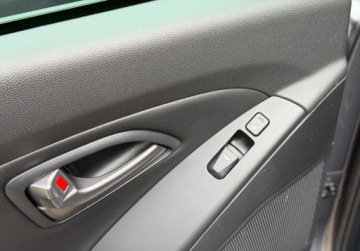 Hyundai ix35 SUV Facelifting 1.6 GDI 135KM 2014 Hyundai ix35 1,6 135KM Kamera Navi LED Climatronic Bezwypadkowy Dla wymaga, zdjęcie 21