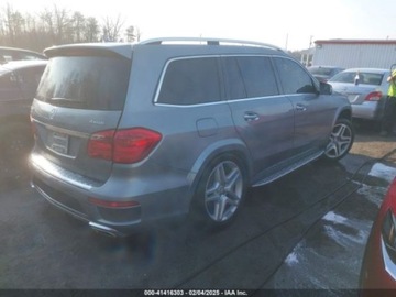 Mercedes Klasa GL X166 2016 Mercedes-Benz GL 550 4Matic 2016 4.7l 4.7 Benzyna 429KM, zdjęcie 2
