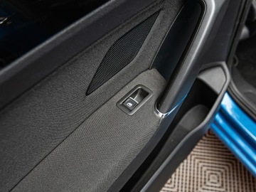 Volkswagen Touran III 2.0 TDI 150KM 2018 VOLKSWAGEN Touran 2.0 TDI DSG Minivan 150KM 2018, zdjęcie 22