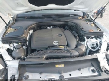 Mercedes GLC C253 2020 Mercedes-Benz GLC 300, 2020r., 4x4, 2.0L 2.0 Benzyna 255KM, zdjęcie 11