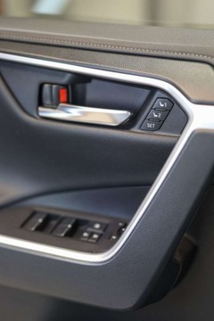 Toyota RAV4 V SUV 2.5 Hybrid Dynamic Force 222KM 2019 Toyota RAV4 2.5 Hybrid Executive 4x4 JBLSKYVIEW 2.5 Hybryda 222KM, zdjęcie 14