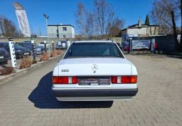 Mercedes 190 2.0 102KM 1989 Mercedes-Benz W201 (190) Mercedes-Benz W201 (190) 2.0 Benzyna 102KM, zdjęcie 30