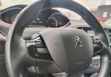 Peugeot 308 II SW Facelifting 1.2 PureTech 110KM 2020 Peugeot 308 2020 1.2 110KM 55.744km Salon PL 1 WL 1.2 Benzyna 110KM, zdjęcie 14