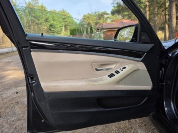 BMW Seria 5 F10-F11 Touring 530d 258KM 2011 BMW Seria 5 X-Drive Jasne Skory Komfort Head Up Panorama Hak Webasto 3.0, zdjęcie 21