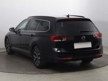 Volkswagen Passat B8 Variant Facelifting 2.0 TDI SCR 150KM 2022 VW Passat 2.0 TDI, Salon Polska, 1. Właściciel, zdjęcie 3