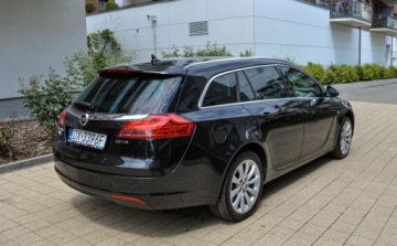 Opel Insignia I Sports Tourer 2.0 CDTI ECOTEC 160KM 2012 Opel Insignia 2,0CDTI (160KM) 2012 r. Bezwypadkowy 2.0 Diesel 160KM, zdjęcie 3