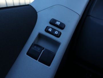 Toyota Yaris II Hatchback 5d 1.33 Dual VVT-i 101KM 2009 Toyota Yaris 1.33 Dual VVT-i, Salon Polska, zdjęcie 13