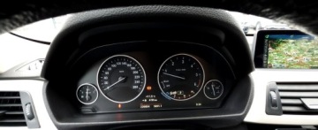 BMW Seria 3 F30-F31-F34 Touring Facelifting 2.0 318d 150KM 2015 BMW Seria 3 Automat 8G Nawigacja Lampy Full Led 2 komplety felg Lato 18 Zi, zdjęcie 28