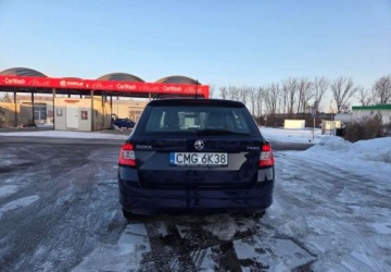 Skoda Fabia III Kombi 1.2 TSI 90KM 2017 Skoda Fabia Skoda Fabia 1.2 TSI Ambition 1.2 Benzyna 90KM, zdjęcie 5
