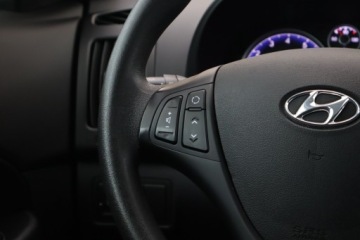 Hyundai i30 I Hatchback 1.4 109KM 2010 Hyundai i30 1.4 CVVT, Salon Polska, Klima,ALU, zdjęcie 15