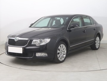 Skoda Superb II Sedan 1.4 TSI 125KM 2011 Skoda Superb 1.4 TSI, Skóra, Navi, Xenon, Klima, zdjęcie 1