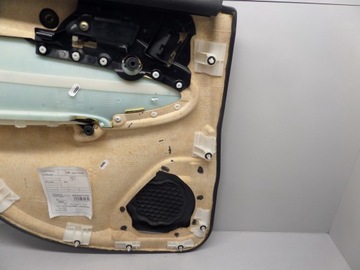 ОБИВКА БОКОВОЙ ДВЕРИ ЗАДНЯЯ ПРАВАЯ MERCEDES-BENZ C CLASS W203