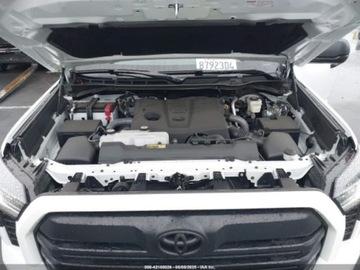 Toyota Tundra II 2025 Toyota Tundra sr5, 2025r., 4x4, 3.4L 3.4 Benzyna 389KM, zdjęcie 9