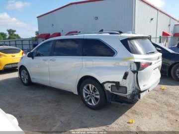 Toyota Sienna III 2021 Toyota Sienna Limited 2021 2.5l 2.5 Hybryda 189KM, zdjęcie 2