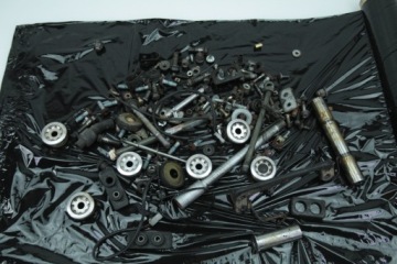 YAMAHA BT BULLDOG 1100 01-06 БОЛТЫ ВИНТЫ