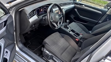 Volkswagen Passat B8 Variant Facelifting 2.0 TDI SCR 150KM 2022 Volkswagen Passat Variant 2.0TDI 150KM ACC SalonPL, zdjęcie 8