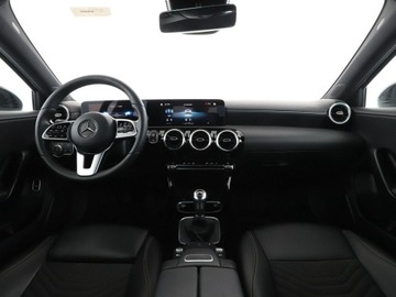 Mercedes Klasa A W177/V177 2022 Mercedes A 180 FV23% navi półskóra grzane, zdjęcie 14