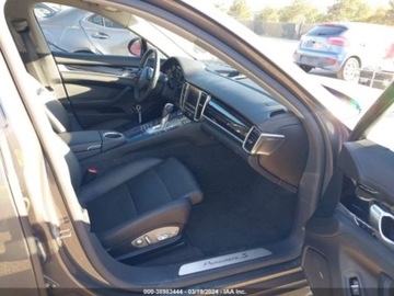 Porsche Panamera II 2016 Porsche Panamera 2016 Porsche Panamera 4dr HB S E-Hybrid 3.0 Hybryda 333KM, zdjęcie 4