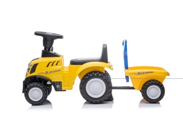 Трактор-толкач NEW HOLLAND с прицепом