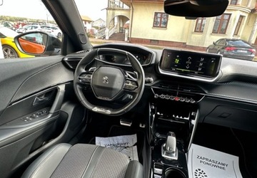 Peugeot 2008 II SUV 1.2 PureTech 130KM 2020 Peugeot 2008 1.2 Benzyna 130KM, zdjęcie 10