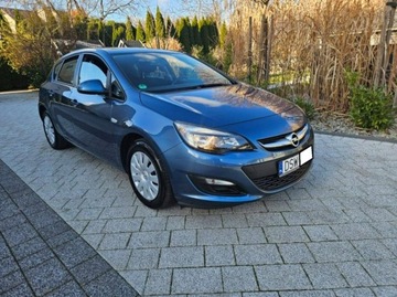 Opel Astra J Hatchback 5d Facelifting 1.6 Twinport ECOTEC 115KM 2015 Opel Astra 1.6 115 KM klima, elektryka, parktronik, zdjęcie 1