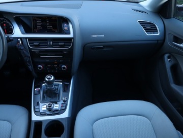 Audi A5 8T Cabrio Facelifting 1.8 TFSI 170KM 2015 Audi A5 1.8 TFSI, Xenon, Bi-Xenon, Klima, zdjęcie 7