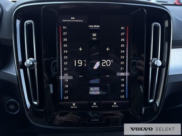 Volvo XC40 Crossover 1.5 T3 163KM 2020 Volvo XC 40 XC40 T3 Momentum Pro aut, Pakiet Park, zdjęcie 19