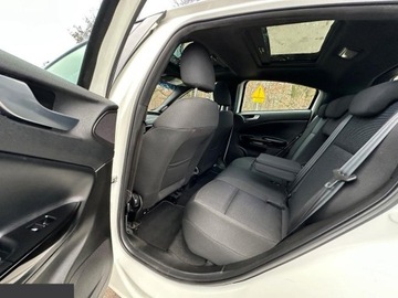 Alfa Romeo Giulietta Nuova II Hatchback 5d 1.4 TB 16v Mair 170KM 2011 Alfa Romeo Giulietta 1.4 TB 16V Multiair Collezione 170KM 2011r, zdjęcie 20