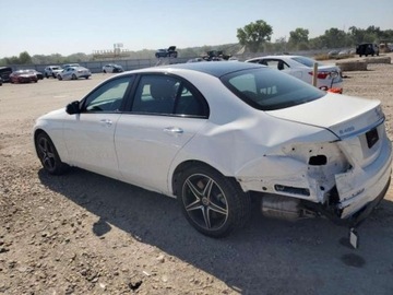 Mercedes Klasa E W213 2018 Mercedes-Benz Klasa E Mercedes-Benz E-Class E 400 3.0 Benzyna 329KM, zdjęcie 5