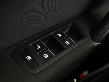 Volkswagen Golf Sportsvan Sportsvan Facelifting 1.5 TSI ACT 150KM 2019 Volkswagen Golf Sportsvan Highline automat, zdjęcie 39