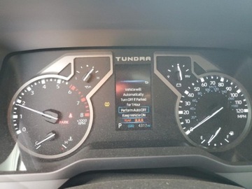 Toyota Tundra II 2024 Toyota Tundra 2024r., CREWMAX SR, od ubezpieczalni 3.4 Benzyna 389KM, zdjęcie 8