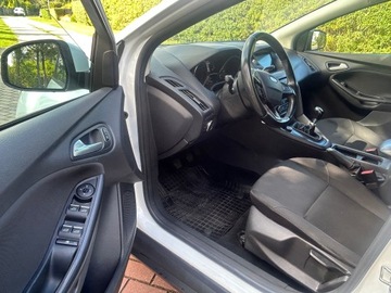 Ford Focus III Kombi Facelifting 1.5 TDCi ECOnetic 105KM 2018 Ford Focus 1.5 Diesel-Klimatronic-Zarejestr. w kraju, zdjęcie 6