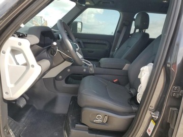 Land Rover Defender IV (L663) 2023 Land Rover Defender 130 se, 2023r., 4x4, 3.0L 3.0 Benzyna 395KM, zdjęcie 7