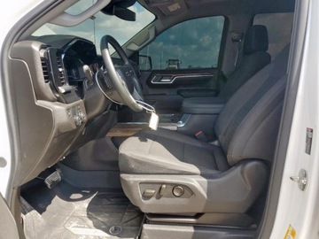 Chevrolet Silverado II 2024 Chevrolet Silverado C1500 Rst 2024 5.3l 5.3 Benzyna 355KM, zdjęcie 7