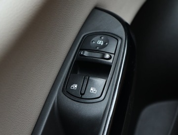 Opel Corsa E Hatchback 3d 1.4 Twinport 90KM 2015 Opel Corsa 1.4, Salon Polska, Serwis ASO, Skóra, zdjęcie 15