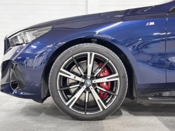 BMW Seria 5 G90-91 Touring 2.0 520d 197KM 2026 BMW Seria 5 Touring 520d xDrive Sport Combi 2.0 (197KM) 2026, zdjęcie 16