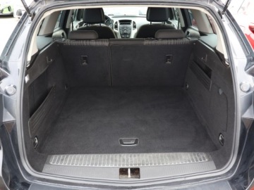 Opel Astra J Sports Tourer 1.4 Turbo ECOTEC 120KM 2011 Opel Astra 1.4 T, Klima, Klimatronic, Tempomat, zdjęcie 13