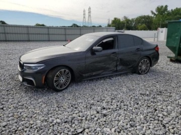 BMW Seria 5 G30-G31 2020 BMW Seria 5 BMW 5 Series M550i xDrive 4.4 Benzyna 523KM, zdjęcie 2