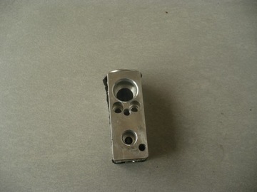 Zawór rozprężny Renault Megane IV Talisman Scenic