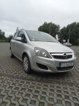 Opel Zafira B 1.7 CDTI ecoFLEX 110KM 2013 Opel Zafira B 1,7, zdjęcie 5