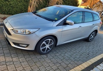 Ford Focus III Kombi Facelifting 1.0 EcoBoost 125KM 2017 Ford Focus Benzyna 125KM