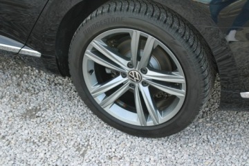 Volkswagen Arteon Fastback Facelifting 2.0 TDI 200KM 2021 Volkswagen Arteon TDI R-LINE Virtual DSG Gwarancja, zdjęcie 11