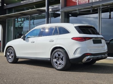 Mercedes GLC C254/X254 Coupe 2.0 220d 197KM 2025 MERCEDES-BENZ GLC 220 d 4-Matic AMG Line 2.0 (197KM) 2025, zdjęcie 1